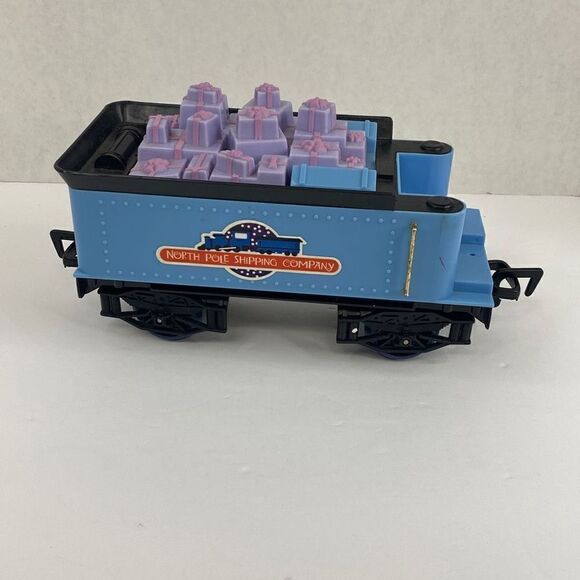 Rudolph Red Nose Express Train REPLACEMENT GIFT CAR ONLY 1 Piece - Picture 1 of 5